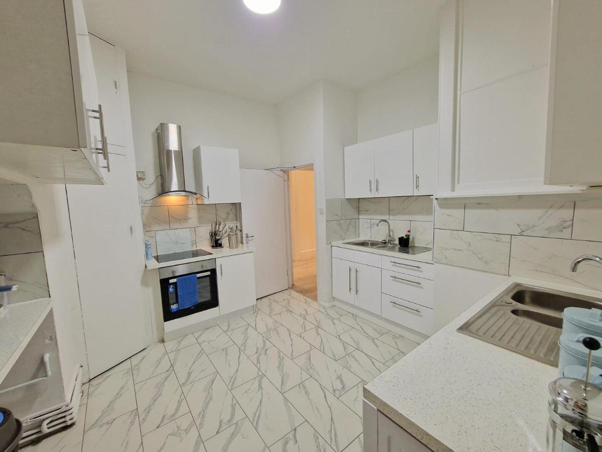 Spacious 4 Bedrooms Apartment For 10 Near Marble Arch Londres Exterior foto